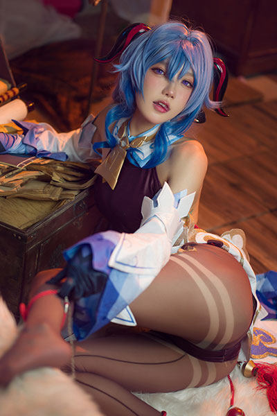 游戏角色还原艺术：阿包也是兔娘的原神甘雨Cosplay赏析-玩偶屋