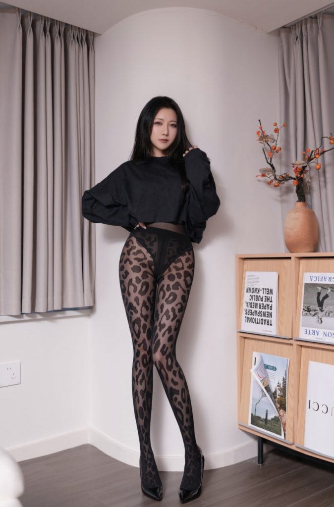 鱼子酱Fish – NO.236 性感的丝[122P-817MB]VIP-森女部落